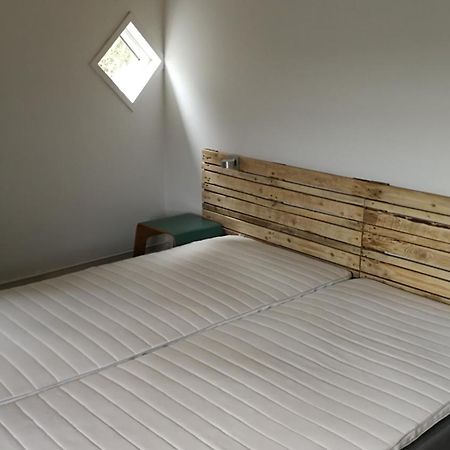 Faedrelandet Ferielejlighed & Turridning Laeso Ruang foto